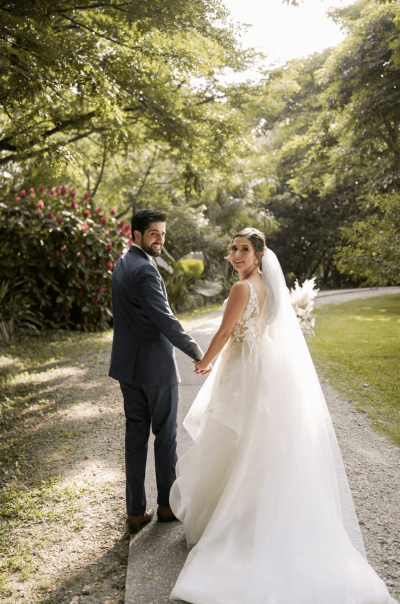 Fotografía de La boda íntima de Lore y Eduardo en Huayacán de Molvo Weddings - 44891 