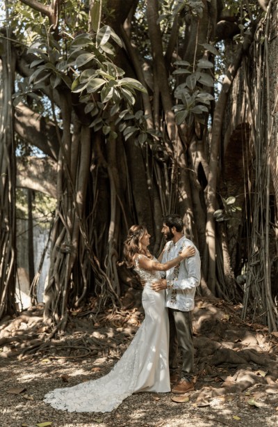 Fotografía de La conmovedora unión de Jenna y Rodrigo en Sa de Molvo Weddings - 44900 